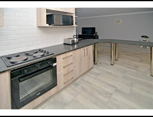 2 BEDROOM PROPERTY TO RENT IN NORTH RIDING